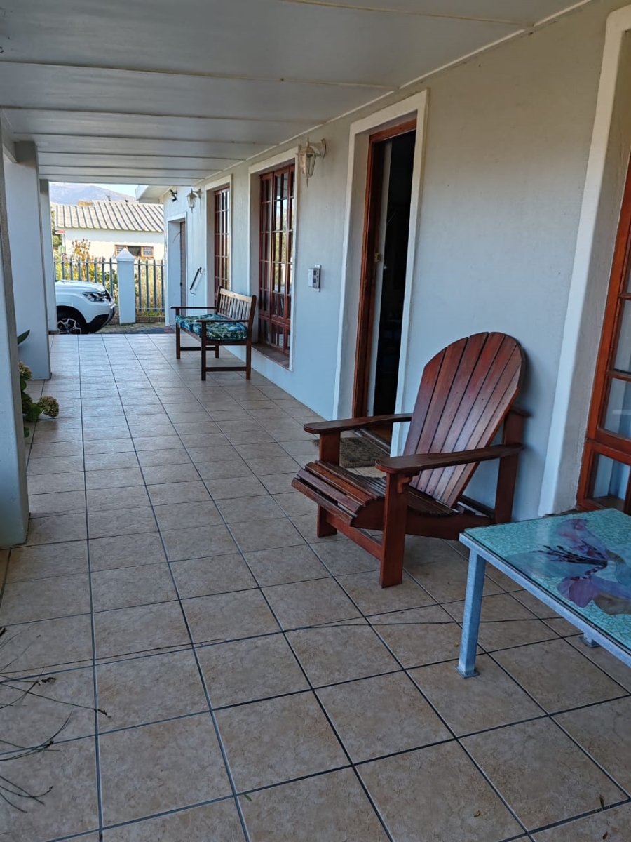 4 Bedroom Property for Sale in Klein Berlyn Western Cape